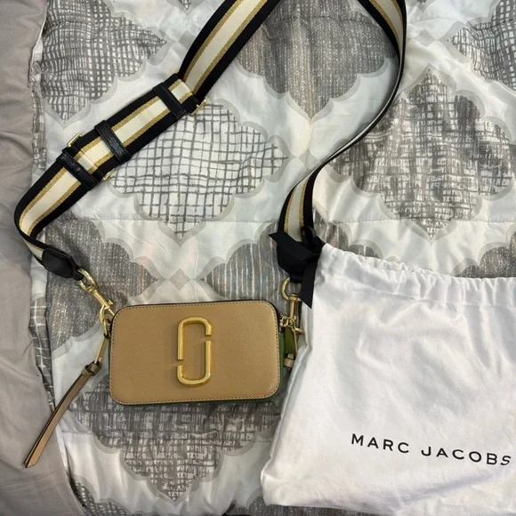 Marc Jacobs The Snapshot Bag - Picture 11 of 13